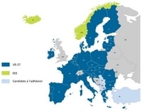 Carte de l'Europe avec les 27 membres de l'Union Européenne, l'Espace Economique Européen et les candidats à l'adhésion