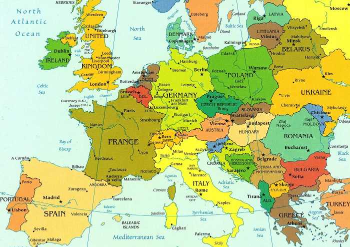 Carte d'Europe avec les villes et les pays en couleur