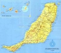 Grande carte de Fuerteventura avec les villes, les villages, les routes et les sommets montagneux