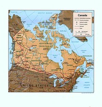 Carte du Canada avec le relief, les routes et les chemins de fer