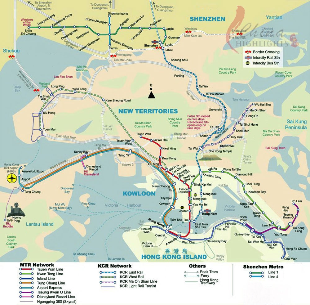 Grande carte de Hong Kong regroupant les moyens de transport : train, avion, ferry, tram, métro