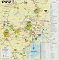 Grande carte de Tokyo avec de nombreuses informations touristiques.