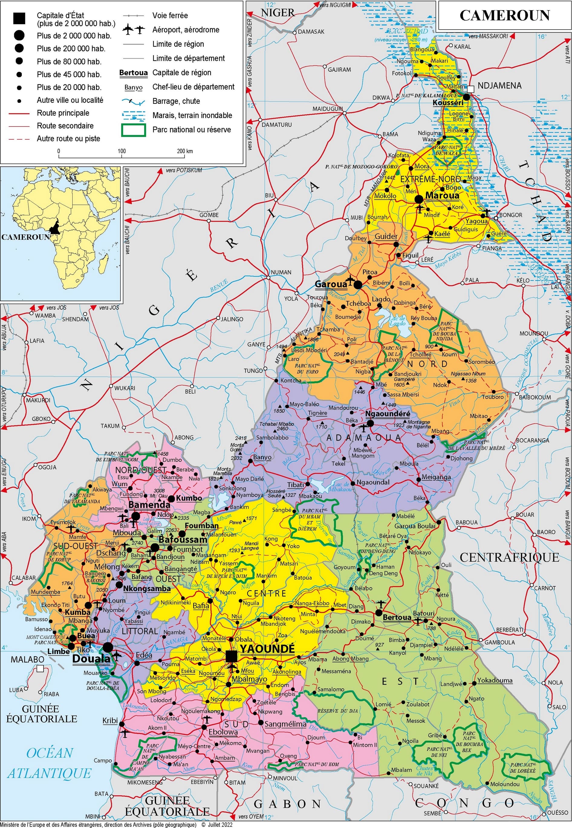 Carte du Cameroun avec le relief et l'altitude