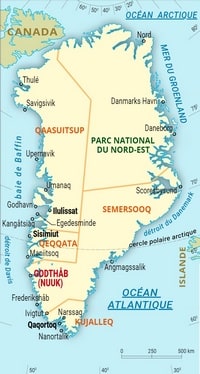 Carte du Groenland administrative avec les villes et le découpage par commune