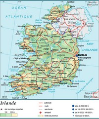 Carte d'Irlande avec les routes, les autoroutes, la taille des villes, l'altitude, les aéroports et les sites touristiques