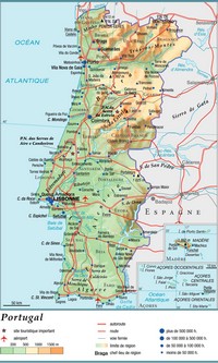 Carte routière Portugal avec la taille des villes, les aéroports, les routes, les autoroutes, les voies ferrées et les sites touristiques