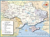 Carte de l'Ukraine avec les routes, les chemins de fer, les chefs-lieux et les régions