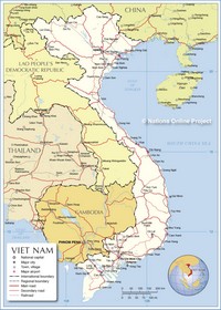 Carte du Viet Nam politique avec les villes, les villages, les routes principales, secondaires, les chemins de fer et les aéroports