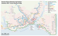 Carte d'Istanbul avec un grand plan du réseau ferré des trains et des métros