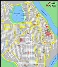 Carte de Phnom Penh avec les rues en détail, le Boeung Kak lac, le stade olympique, le palais royal et les restaurants