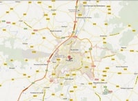Carte routière de Poitiers avec les routes d'accès à la ville et l'aéroport