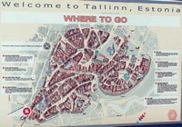 Carte de Tallinn avec en dessin la vieille ville et les monuments importants